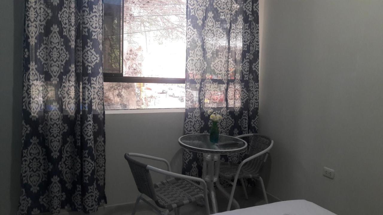 Aypa Hostal Трухільйо Екстер'єр фото